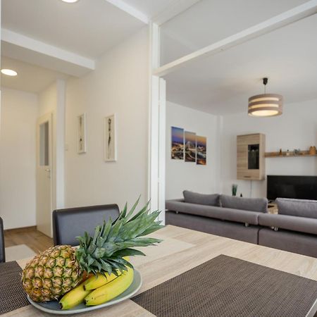 Apartment Sara Belgrade Exterior photo