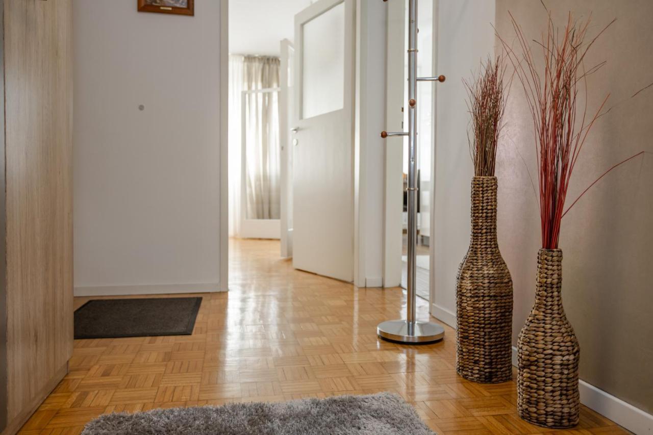 Apartment Sara Belgrade Exterior photo